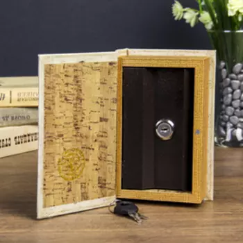 Сейф-книга дерево "Колибри" шёлк 17х11х5 см