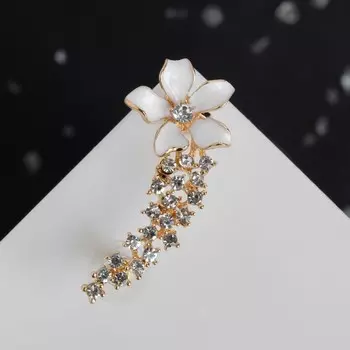 Серьга кафф «Изящный цветок», цвет белый в золоте