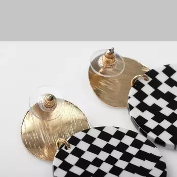 Серьги акриловые «Круг», цвет чёрно-белый в золоте