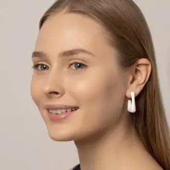 Серьги акриловые «Тренд» рамка, цвет белый