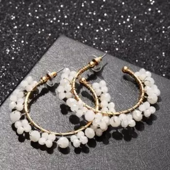 Серьги-кольца "Природа" кристаллы бусины, d=6 см, цвет белый в золоте