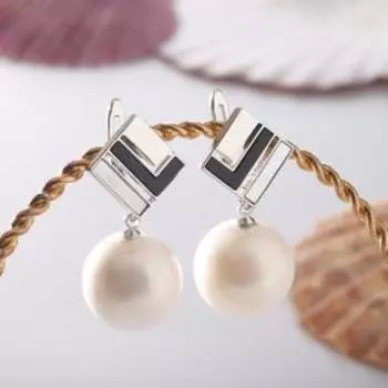 Серьги "Майорка" ромб, цвет белый в серебре