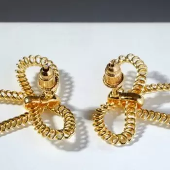 Серьги металл "Бантики" проволока, цвет золото