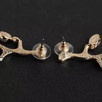 Серьги с жемчугом "Гранж" ветвь, цвет белый в золоте