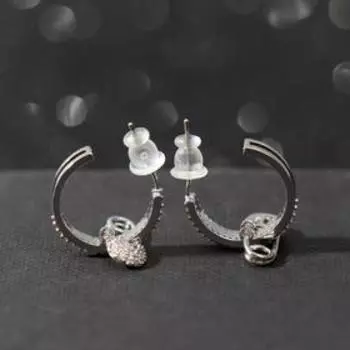 Серьги со стразами "Булавка" мини, цвет чёрно-белый в серебре