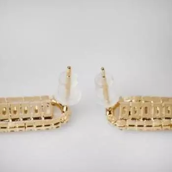 Серьги со стразами "Искры" два овала, цвет белый в золоте