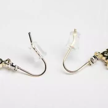 Серьги со стразами "Искры" капля объёмная снежная, цвет белый в золоте