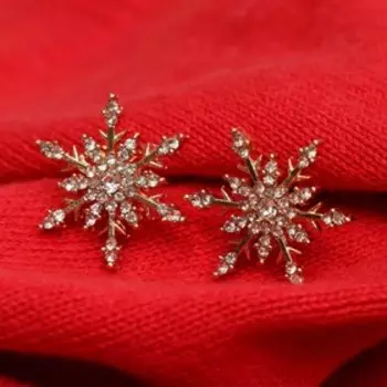 Серьги со стразами «Снежинки» прелесть, цвет белый в золоте