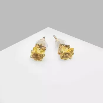 Серьги со стразами «Пусеты» сияние, квадрат, d=0,4, цвет жёлтый в золоте