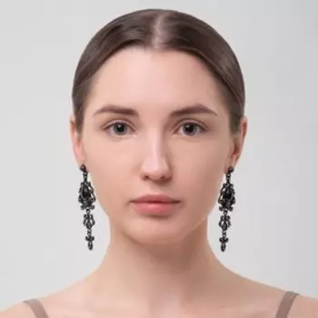 Серьги висячие со стразами "Ажур" крупная капля, цвет чёрный
