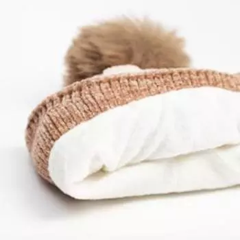 Шапка детская с завязками MINAKU, р-р 50-52, цв. бежевый/экрю