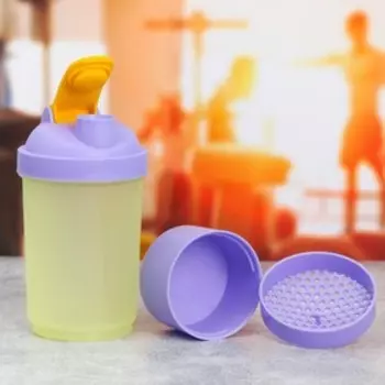 Шейкер спортивный с чашей под протеин, 500 мл