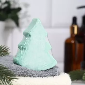 Бомбочка для ванны «Елочка» пряное яблоко, 90 г, «Добропаровъ»