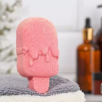 Бомбочка для ванны "Мороженка" с ароматом шоколада, 100 гр, розовая