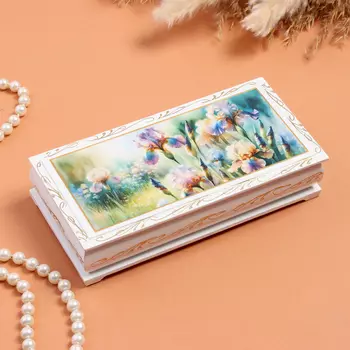 Шкатулка «Ирисы», белая, 8,517 см, лаковая миниатюра
