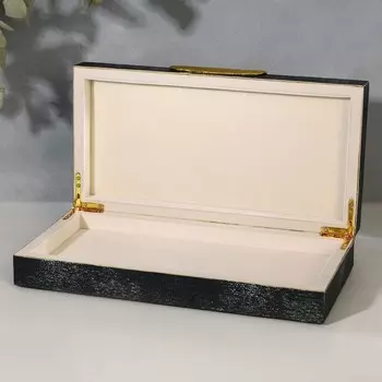 Шкатулка из кожзама, 30 х 15 х 6 см