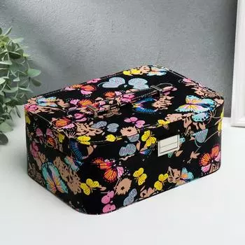 Шкатулка кожзам для украшений "Яркие бабочки на чёрном" 11х25,5х15,5 см