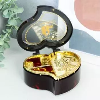 Шкатулка музыкальная "Сердце изогнутое" 4,7х10,5х11,7 см