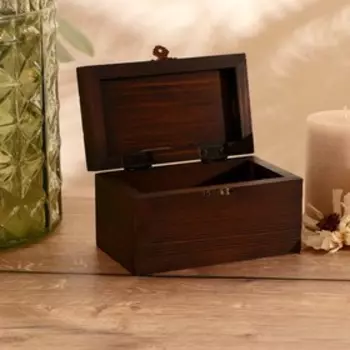 Шкатулка с чеканкой 15,5х9х9 см, дерево манго