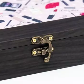 Шкатулка с делениями венге 31х26,5х5 см