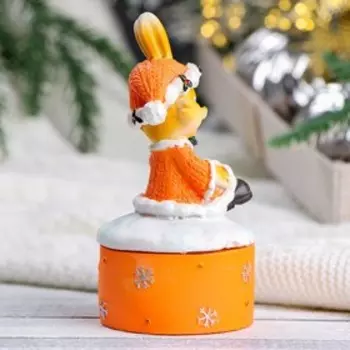 Шкатулка "Заяц с елкой" рыжий, 7х7х12см