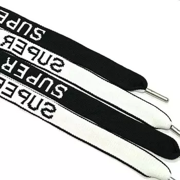 Шнур плоский с металлическим наконечником, цвет белый