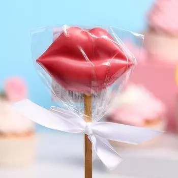Шоколад фигурный «Губы на палочке», 20 г