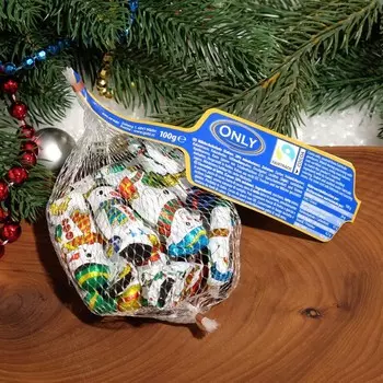 Шоколад молочный фигурный "Снеговики", 100 г