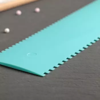 Шпатель кондитерский двойной Доляна «Полосы», 25,3×7,7×0,3 см