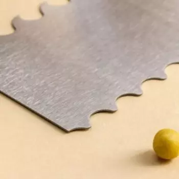 Шпатель кондитерский «Зубчики», 22,8×7,7 cм