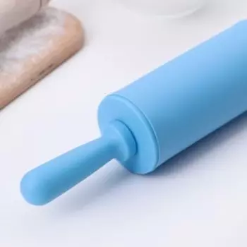 Скалка Доляна «Севилья», 224 см, рабочая часть 10 см, красная