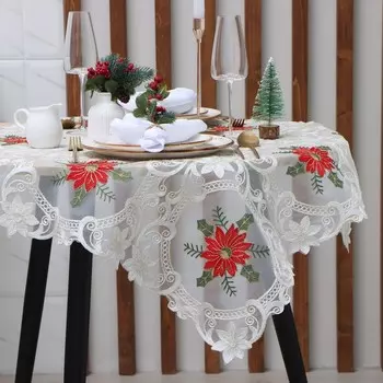 Скатерть новогодняя Этель "Пуансеттия" с вышивкой 85*85 ±5 см, 100% п/э