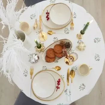 Скатерть новогодняя Этель "Сhristmas bells" d=150см +/-3см с ГМВО, 100%хл, саржа 190 гр/м2