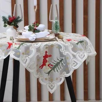 Скатерть новогодняя Этель "Сказочная" с вышивкой 120*150 ±5 см, 100% п/э