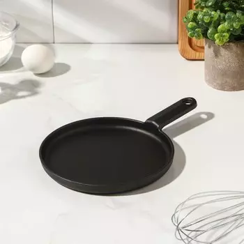 Сковорода блинная «Круг», d=18 см, чугун, индукция, чёрная