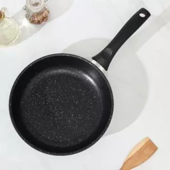 Сковорода, d=22 см, пластиковая ручка, антипригарное покрытие, цвет тёмный мрамор