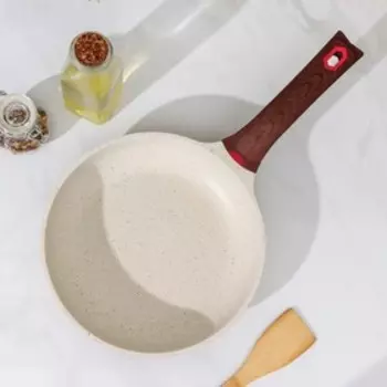 Сковорода кованая Доляна Elegant, d=24 см, пластиковая ручка, индукция, антипригарное покрытие, цвет светлый мрамор