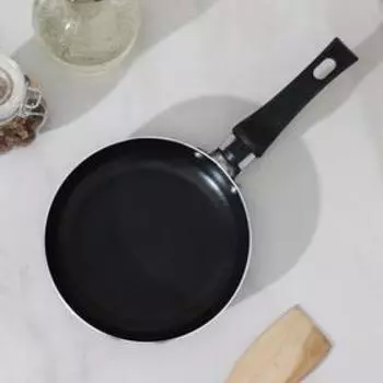 Сковорода «Лерой», d=14 см, пластиковая ручка, антипригарное покрытие, алюминий, цвет МИКС