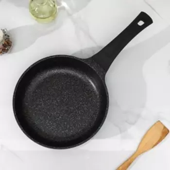 Сковорода «Серебро Induction», d=22 см, h=4,9 см, пластиковая ручка, антипригарное покрытие, индукция, цвет чёрный