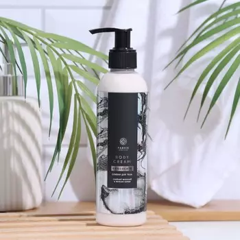 Сливки для тела Fabrik Cosmetology, BODY CREAM, "Сладкий шоколад и теплое какао", 250 мл