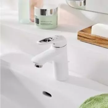 Смеситель для раковины GROHE Eurostyle 2015, со сливным гарнитуром
