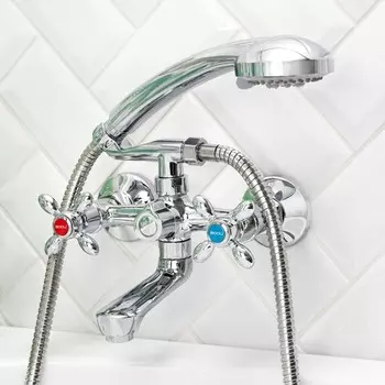 Смеситель для ванны BOOU BA5318-2-B702, излив 105 мм, душевой набор, латунь, хром