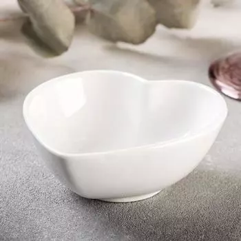 Соусник Magistro «Сердце Бланш», 80 мл, фарфор, белый