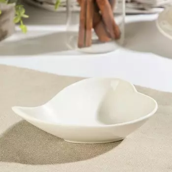 Соусник керамический «Сердце», 1310 см, цвет белый