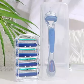 Станок бритвенный и 4 сменных кассеты