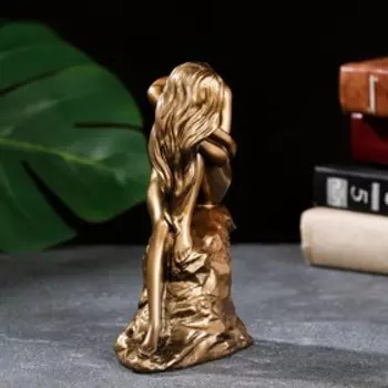 Статуэтка "Девушка на скале" бронза, 17 см