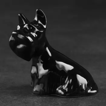 Статуэтка фарфоровая "Скотч терьер сидит", 8 см