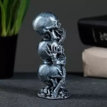 Фигурка гипс «Три черепа», состаренное серебро, 104хх4 см