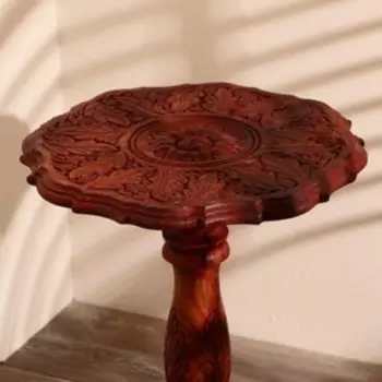 Стол резной "Мешень" дерево 44х37х37 см