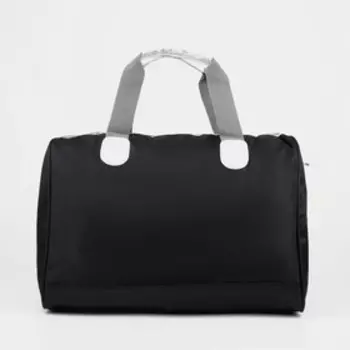 Сумка дорожная на молнии, наружный карман, длинный ремень, цвет чёрный